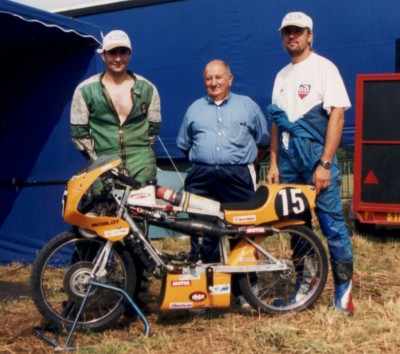 team_1.JPG (135.7 Kio) Vu 7655 fois team_1.JPG